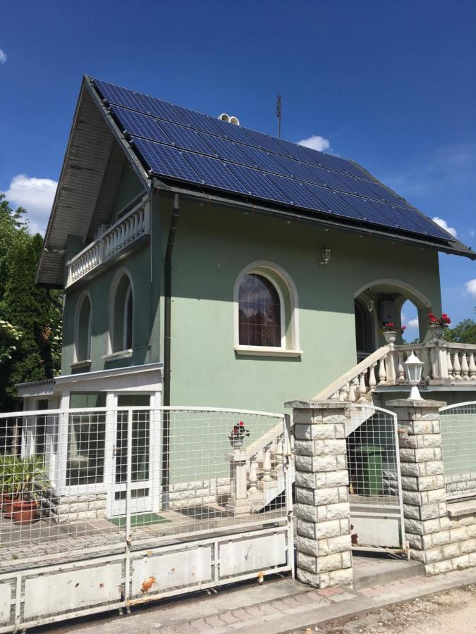 Tassi Halászcsárda-Harcsa ház Esterno foto